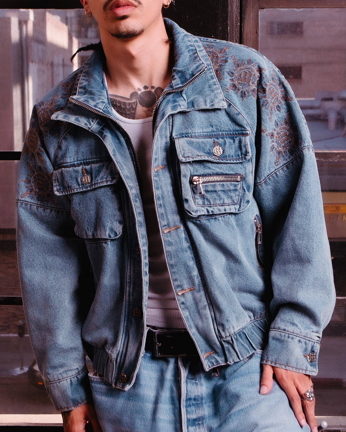 DOUBLE-COLLAR MONOGRAM QUILTED DENIM JACKET - Image 4