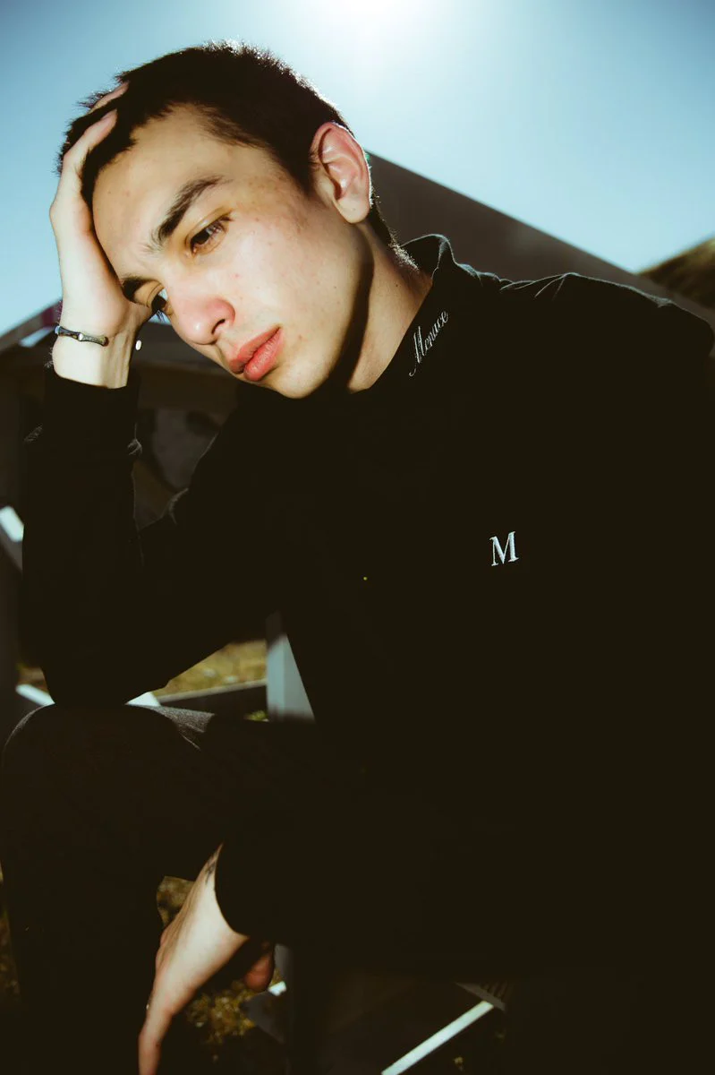 MENACE EMBROIDERED TURTLENECK - Image 3