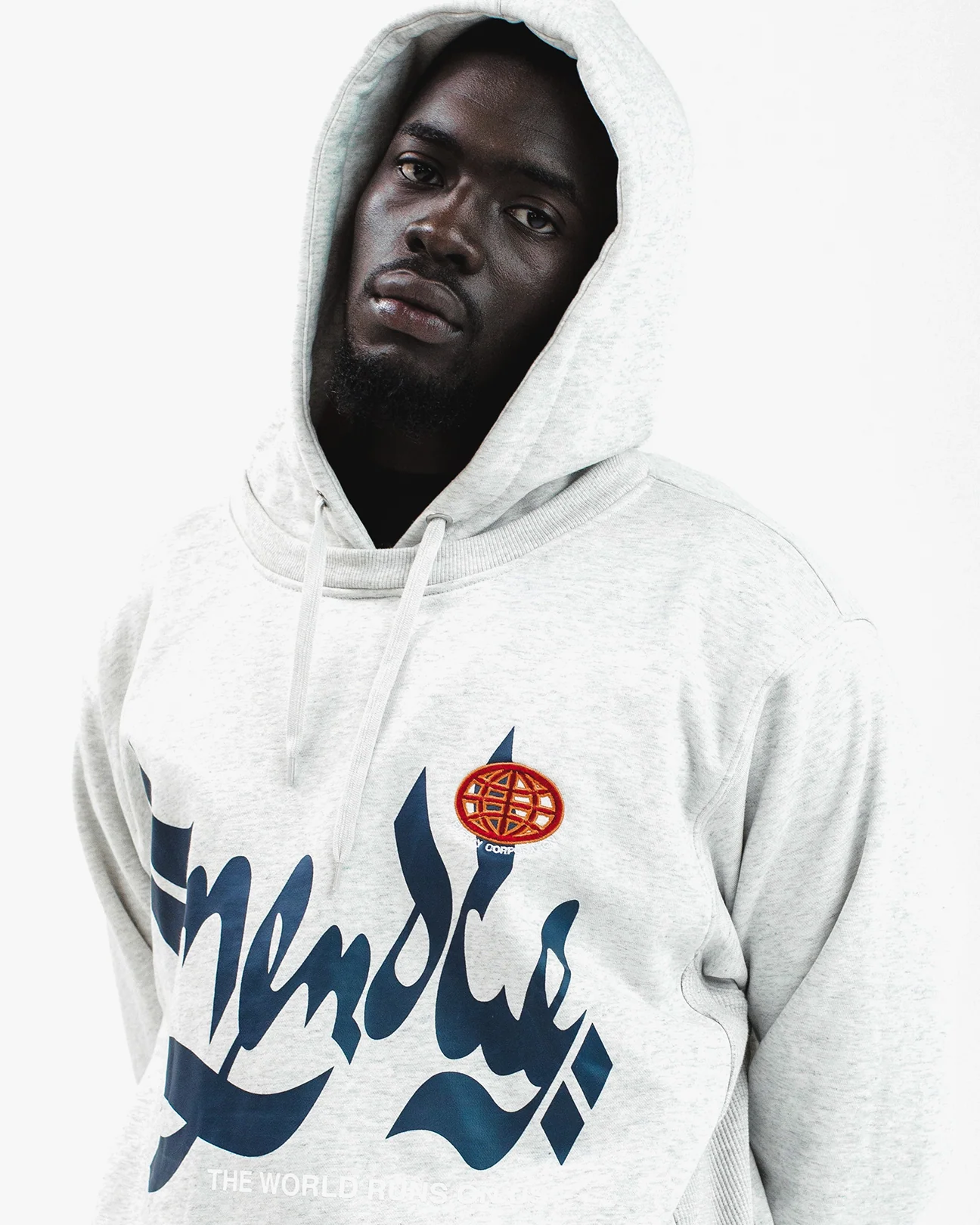 MENACE CORPORATION HEAVYWEIGHT FLEECE SCRIPT HOODIE - Image 5