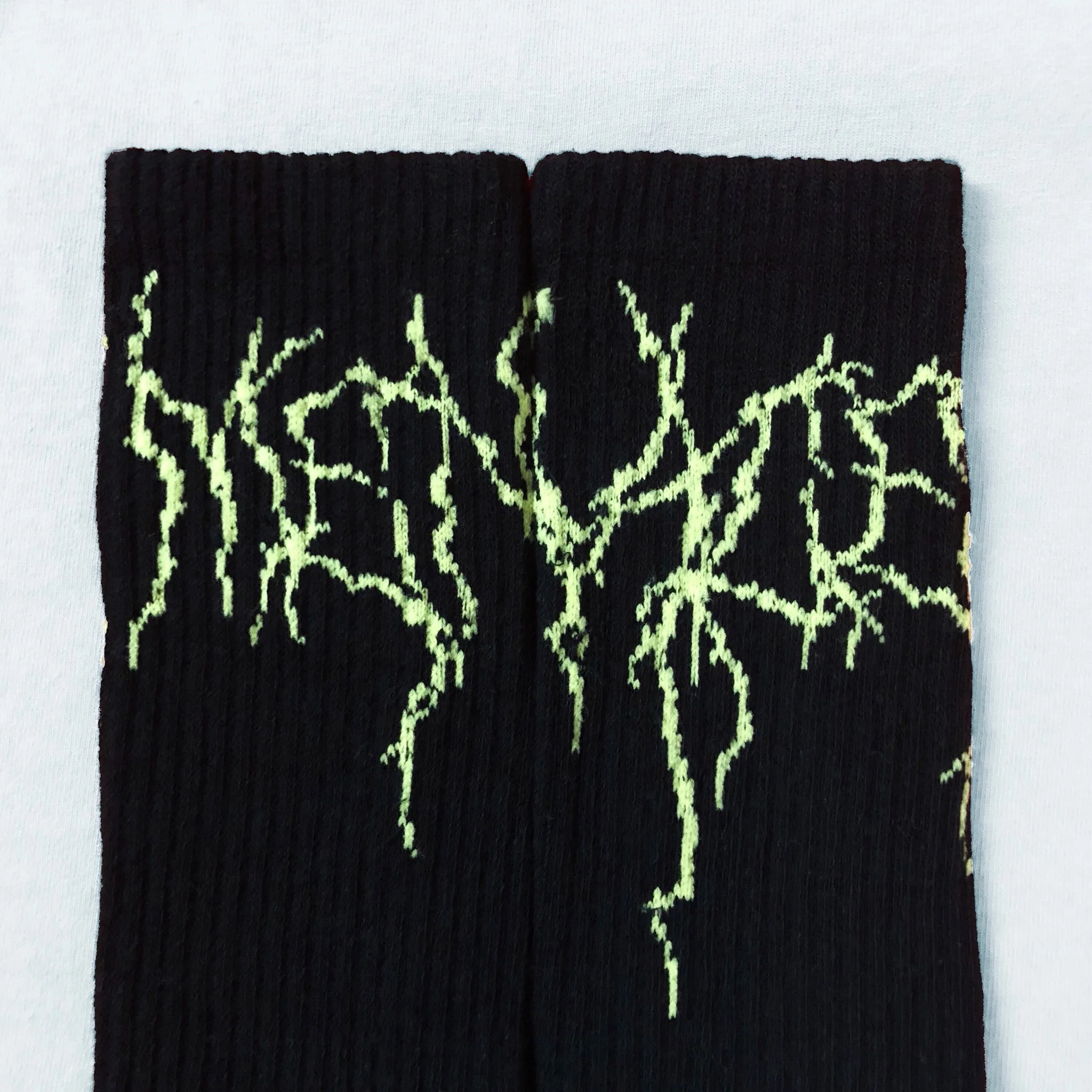 MENACE WRAP AROUND SOCKS (4 PACK) - Image 2