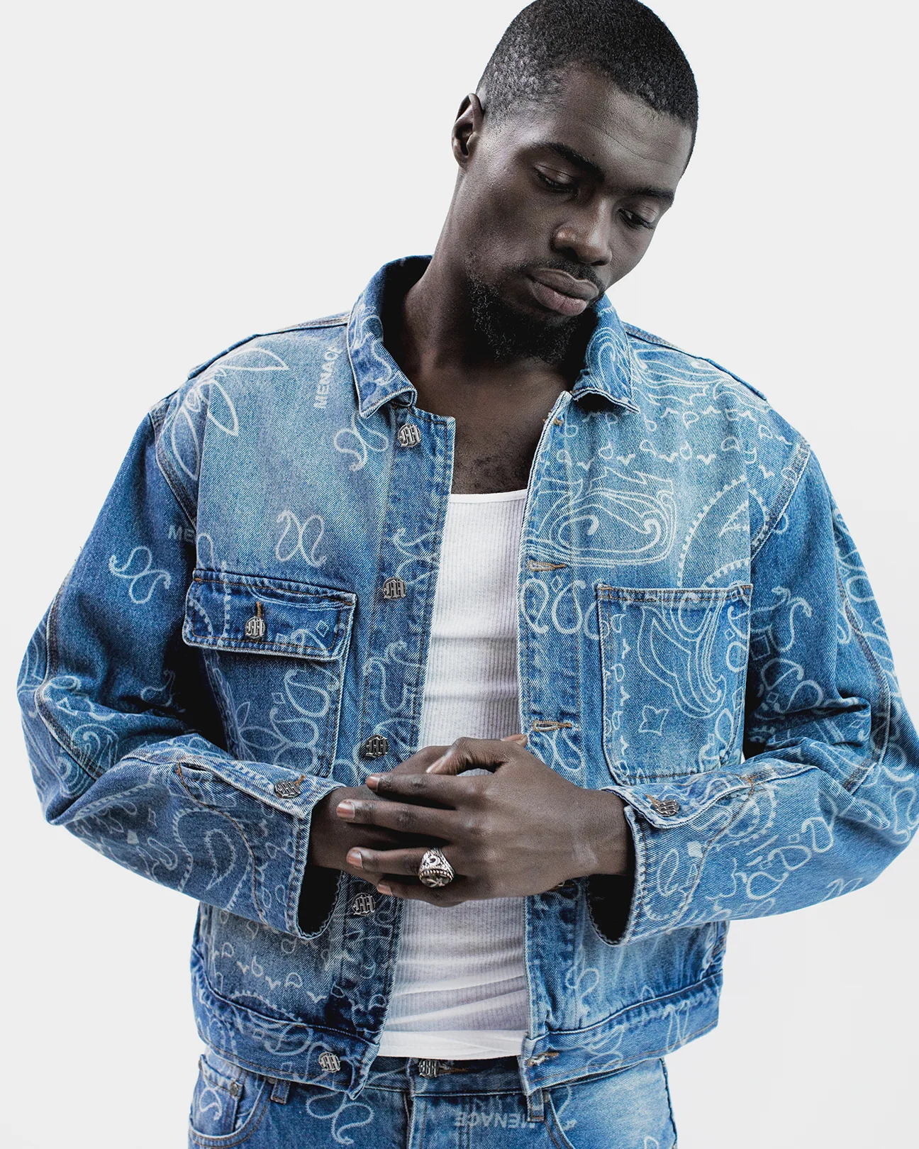 LASER ENGRAVED PAISLEY DENIM JACKET - Image 5