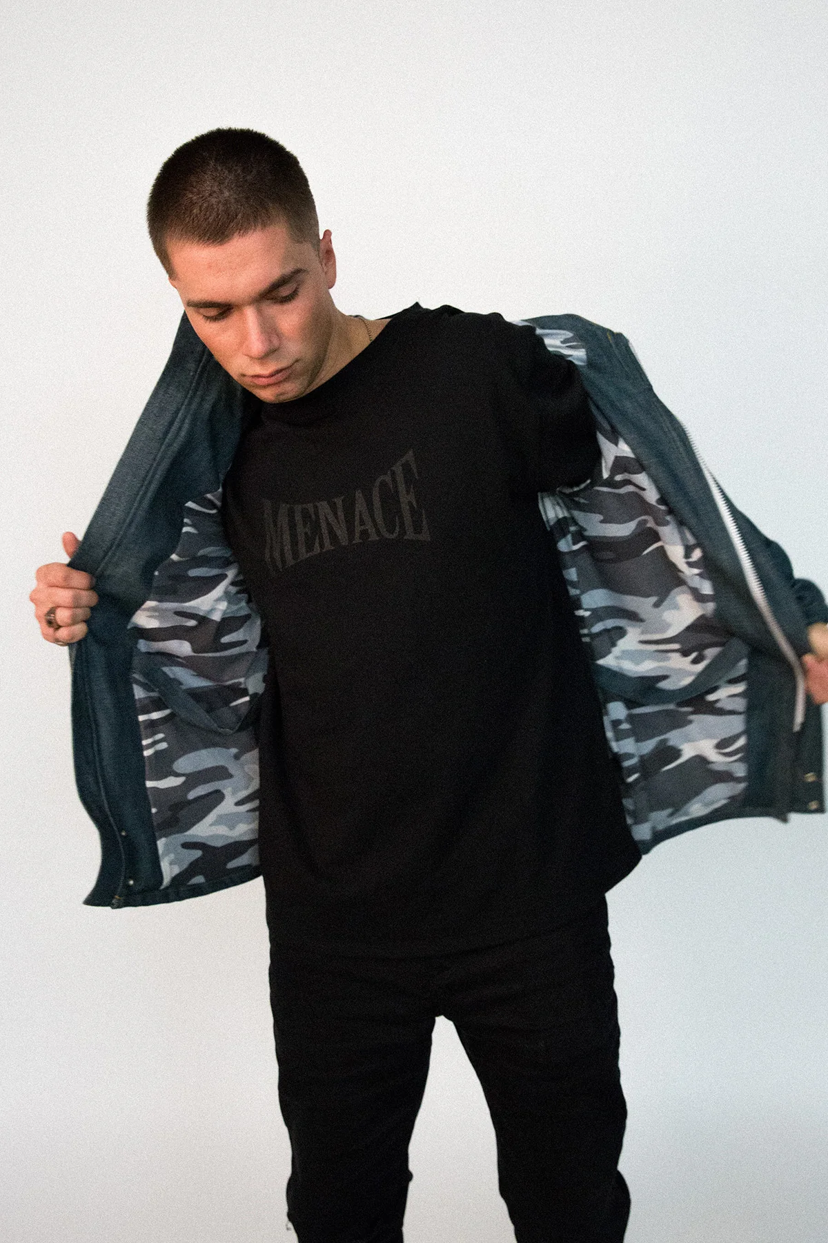 MENACE LOGO TONAL FRENCH TERRY CREWNECK - Image 4